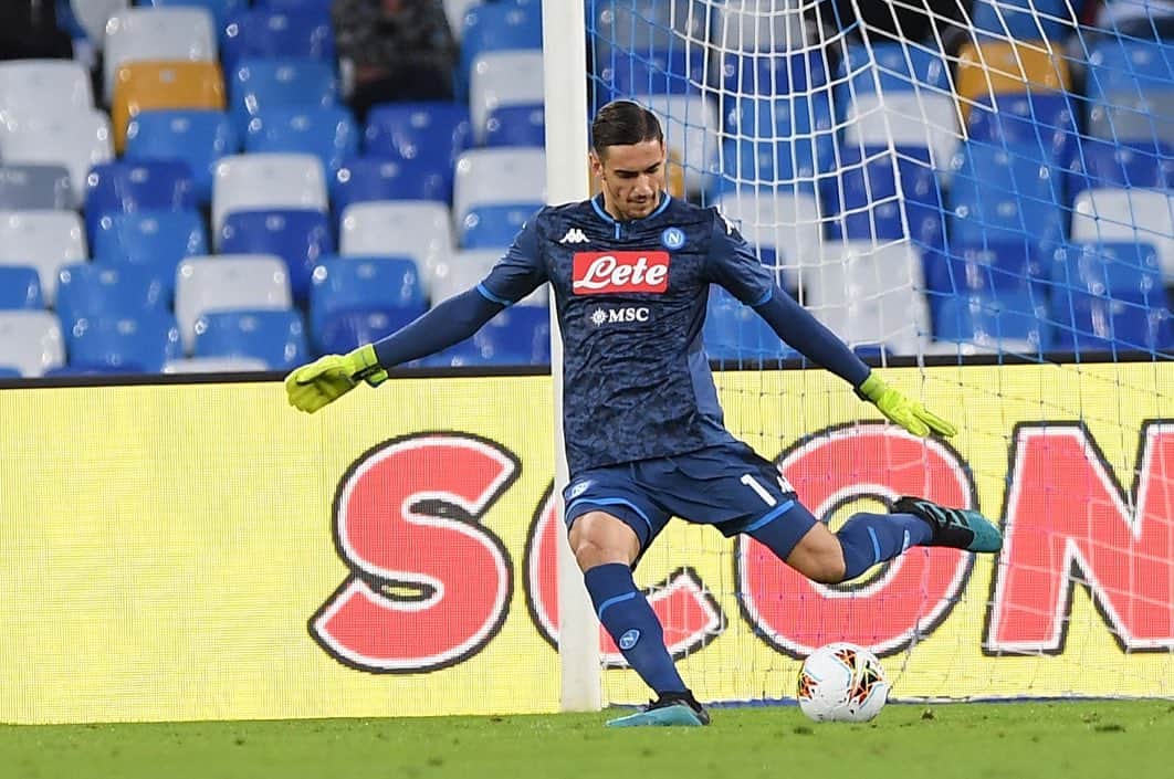 アレックス・メレットさんのインスタグラム写真 - (アレックス・メレットInstagram)「Era importante tornare a vincere e l’abbiamo fatto! Ora testa alla Champions 💪🏼💙 #NapoliHellas #forzanapolisempre」10月20日 22時21分 - alex_meret