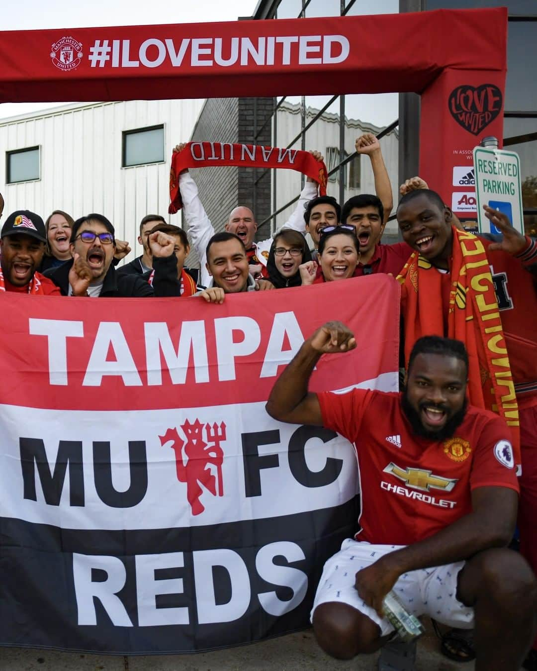 マンチェスター・ユナイテッドさんのインスタグラム写真 - (マンチェスター・ユナイテッドInstagram)「The Tampa Reds have made the trip to Dallas for #ILOVEUNITED! 🙌 #MUFC #MUNLIV」10月20日 22時21分 - manchesterunited