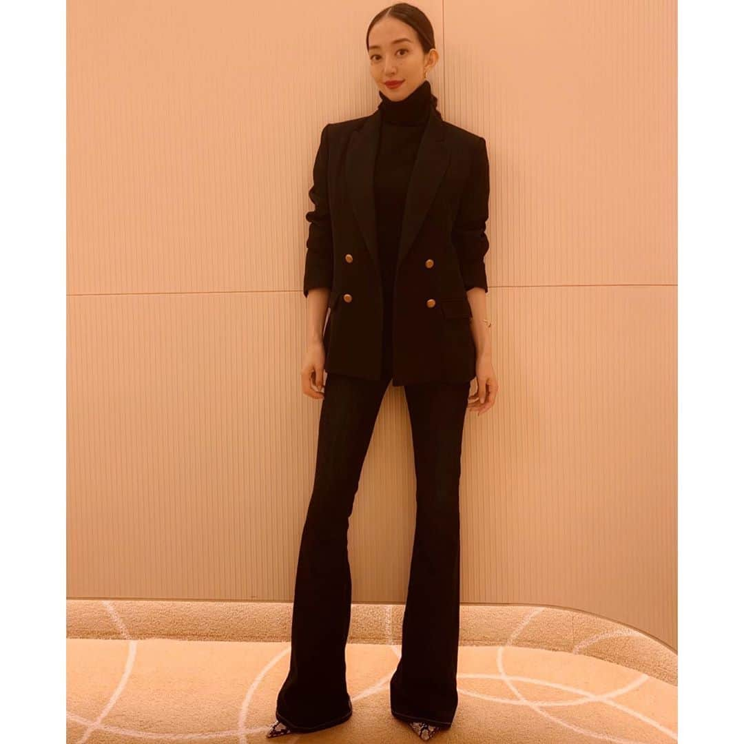 松島花さんのインスタグラム写真 - (松島花Instagram)「: ✨GFO FASHION DAYS 2019✨ @InterContinental Osakaに ゲストとして出演させて頂きました😊🎤 お越し頂いた皆さま🌟 ありがとうございました🙏🏻 久しぶりの大阪とても楽しかったです💛 : #gfo #2019 #osaka #interconchinental」10月20日 22時35分 - hana_matsushima_official