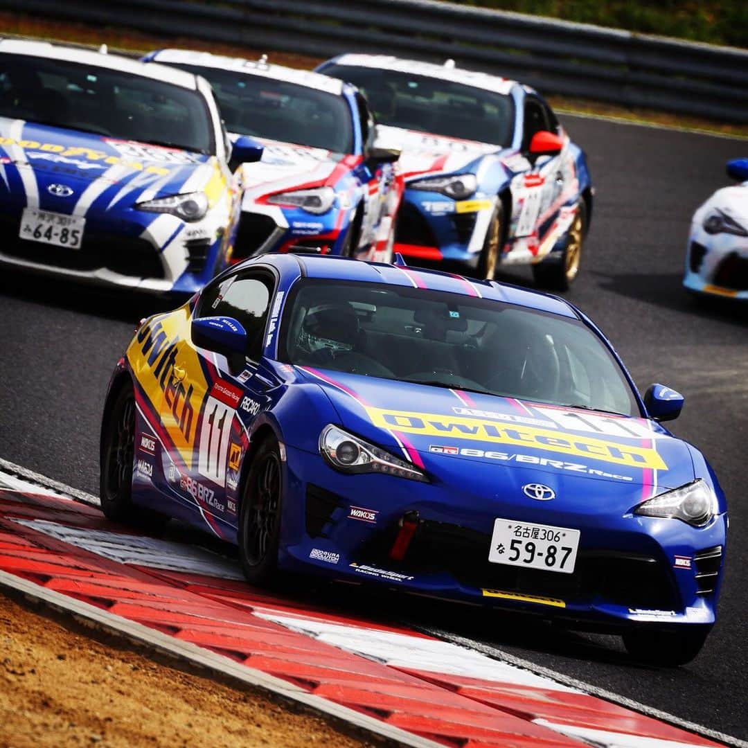 脇阪寿一さんのインスタグラム写真 - (脇阪寿一Instagram)「三橋仁明写真館 86/BRZ Race 最終戦　9位 今日のレースをもちまして、2019年の86レースの日程が全て終了しました。応援頂きましたファンの皆様、サポート頂きましたOwltech、ワコーズをはじめとしたスポンサーの皆様、チームスタッフ、関係者の皆様、ありがとうございました。  #gr86brzrace #assomotorsports #owltech #wakos #三橋仁明 #カメラマン」10月20日 14時30分 - juichiwakisaka