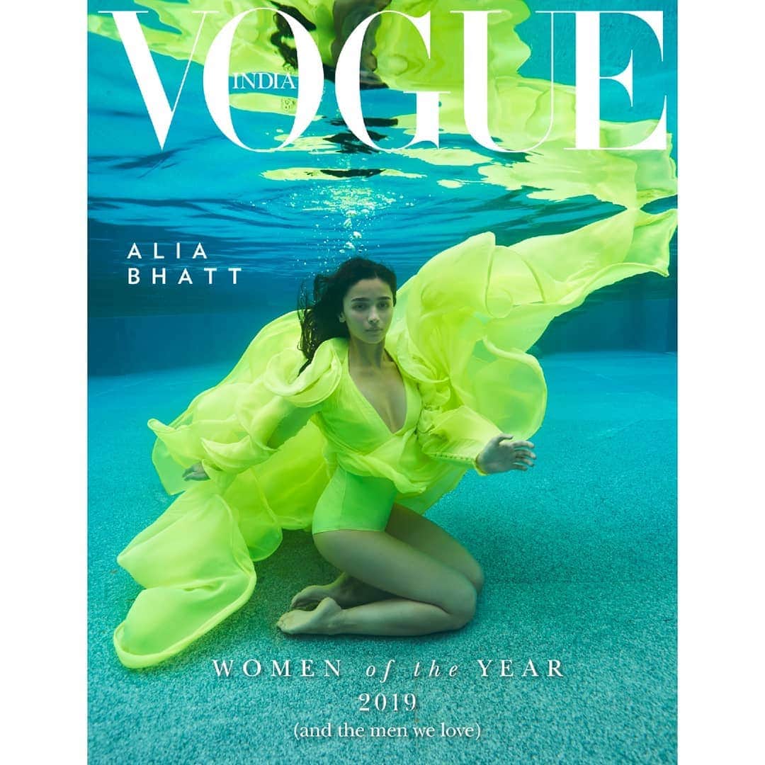 アリア・バットのインスタグラム：「"I must be a mermaid, I have no fear of depth and a great fear of shallow living" ~ Anais Nin  For @vogueindia Photographed by @luminousdeep Styled by @anaitashroffadajania Hair: @yiannitsapatori Makeup: @puneetbsaini」
