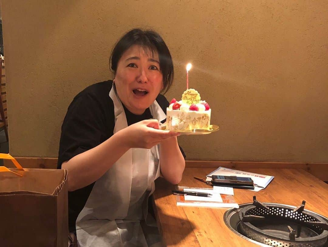 椿鬼奴さんのインスタグラム写真 - (椿鬼奴Instagram)「先日はカズコ黒沢41thの誕生日会でした‼️黒沢さんが41‼️早いもんだわぁ😱 #黒沢かずこ #ボルサリーノ関 さん #オカリナ #光浦靖子 さん #椿鬼奴」10月20日 16時47分 - tsubakioniyakko