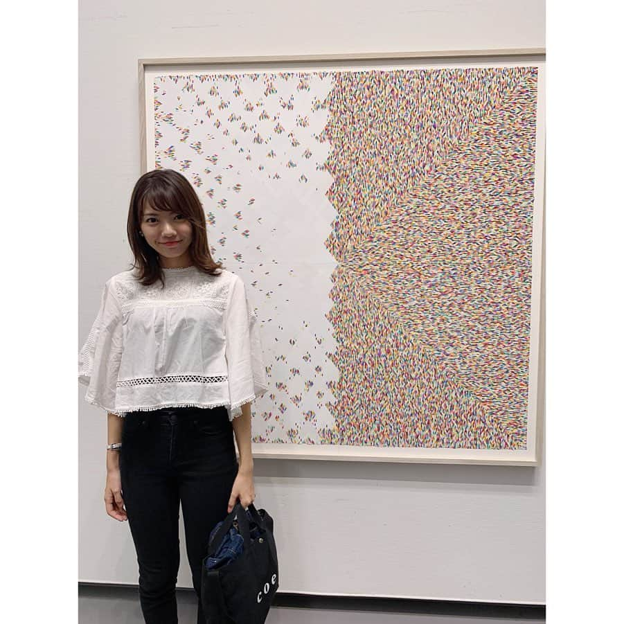 加藤里奈（カトリーナ）さんのインスタグラム写真 - (加藤里奈（カトリーナ）Instagram)「🎨あいちトリエンナーレ🎨 1枚目のタイトルは、 「彼氏が出来たらやってもらいたいと永遠に思い続けているテレビ観るときの構図」です。 表現の自由。妄想はもっと自由。… * トリエンナーレをがっつりみたのは 今回が初めてでしたが、アートって面白いですねー。 色んなメッセージが込められているし、 受け取り方も色々だし…。 「この後を想像してみて下さい」系の作品が多かった気がする。 * * #あいちトリエンナーレ2019 #あいちトリエンナーレ #名古屋 #名古屋市 #愛知 #愛知県 #名古屋観光 #愛知観光 #アート #ART #アーティスト #artist #芸術 #芸術の秋 #芸術鑑賞 #愛知芸術文化センター #表現の自由」10月20日 17時54分 - rinakatoktriiina