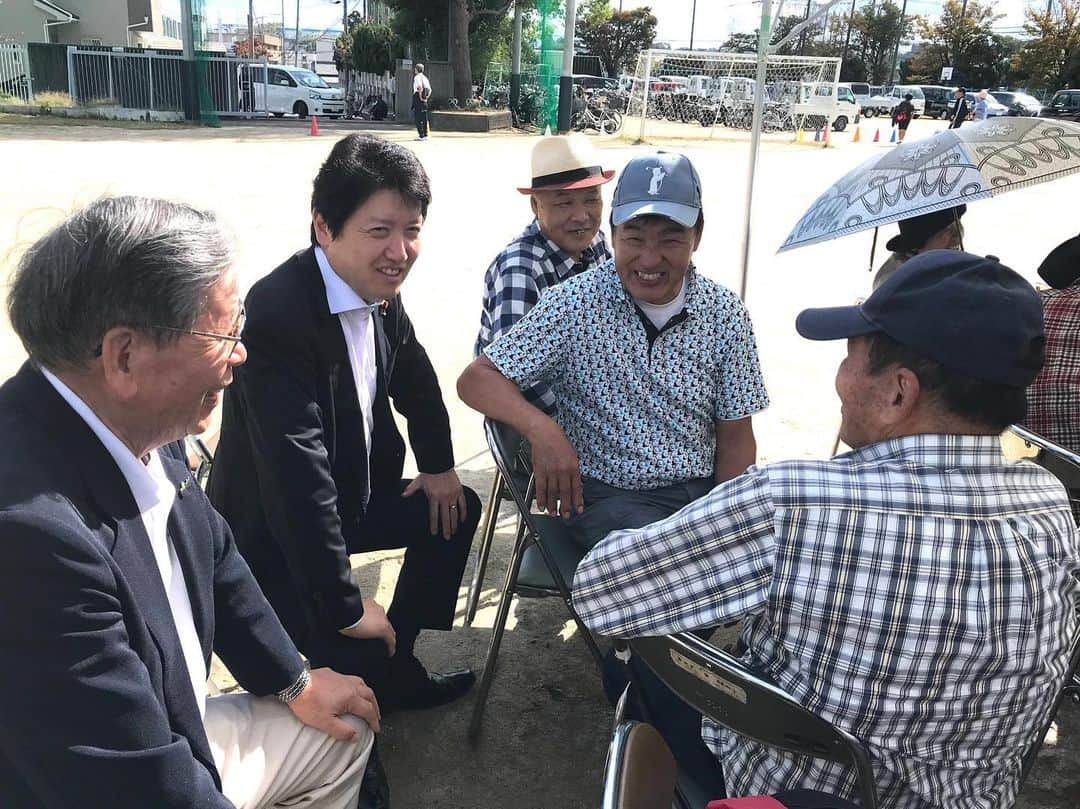 足立康史さんのインスタグラム写真 - (足立康史Instagram)「今日は、素盞嗚尊神社の秋季例大祭https://twitter.com/adc9osk/status/1185728055701979137?s=21 に参列した後、茨木に移動し「第３８回つながりまつり」、池田市での「はぐはぐ１０周年記念」、亀之森住吉神社の秋例祭、一家だんらん豊川地区体育祭、郡神社秋祭り、小野原春日神社秋季例大祭にうかがい地域の皆様とご一緒に楽しく有意義な一日を過ごすことができました！明日から国会ですが、茶番劇を足下に踏み越えながら頑張ってまいります！」10月20日 18時53分 - adachiyasushi