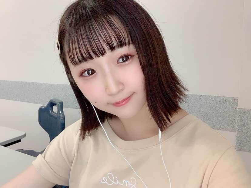 平井はんなのインスタグラム：「. うへ . #せるふぃー #フォロー」