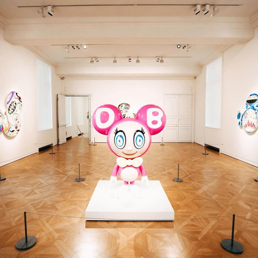 HYPEBEASTさんのインスタグラム写真 - (HYPEBEASTInstagram)「@hypebeastart: @takashipom returns to Paris’ @galerieperrotin with his “Baka” exhibition. It includes six new portraits of ‘Mr. DOB’ and the artist himself, sculptures of manga figures and works inspired by traditional Japanese paintings. Swipe for a look inside. The exhibit will be on view from now until December 21.⁠⠀ Photo: PA Mulier/@hypebeastfr」10月20日 20時29分 - hypebeast