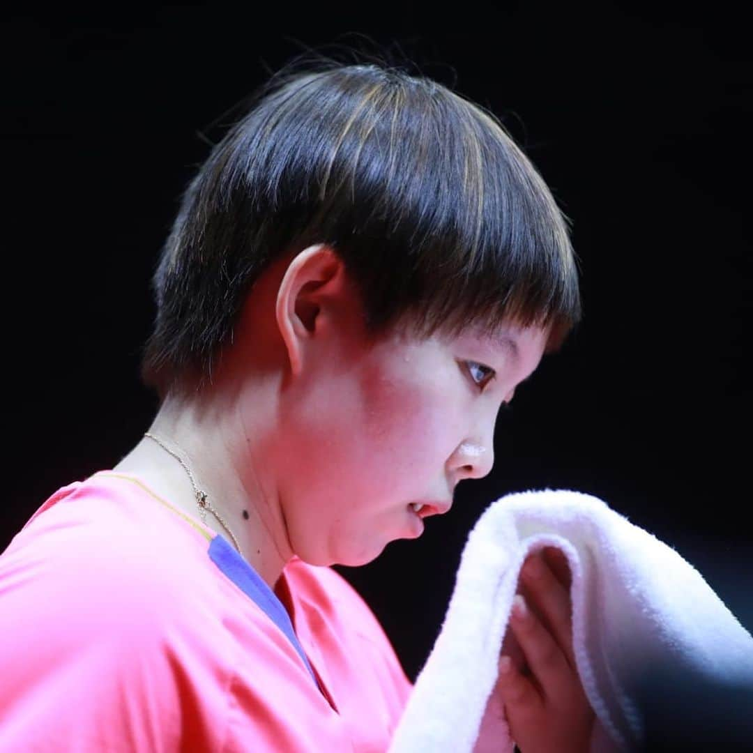 ITTF Worldさんのインスタグラム写真 - (ITTF WorldInstagram)「Can you feel the pressure?  Who will hold their nerve best in this final to #LiftTheCup❓  #ITTFWorldCup #Chengdu2019」10月20日 21時04分 - wtt