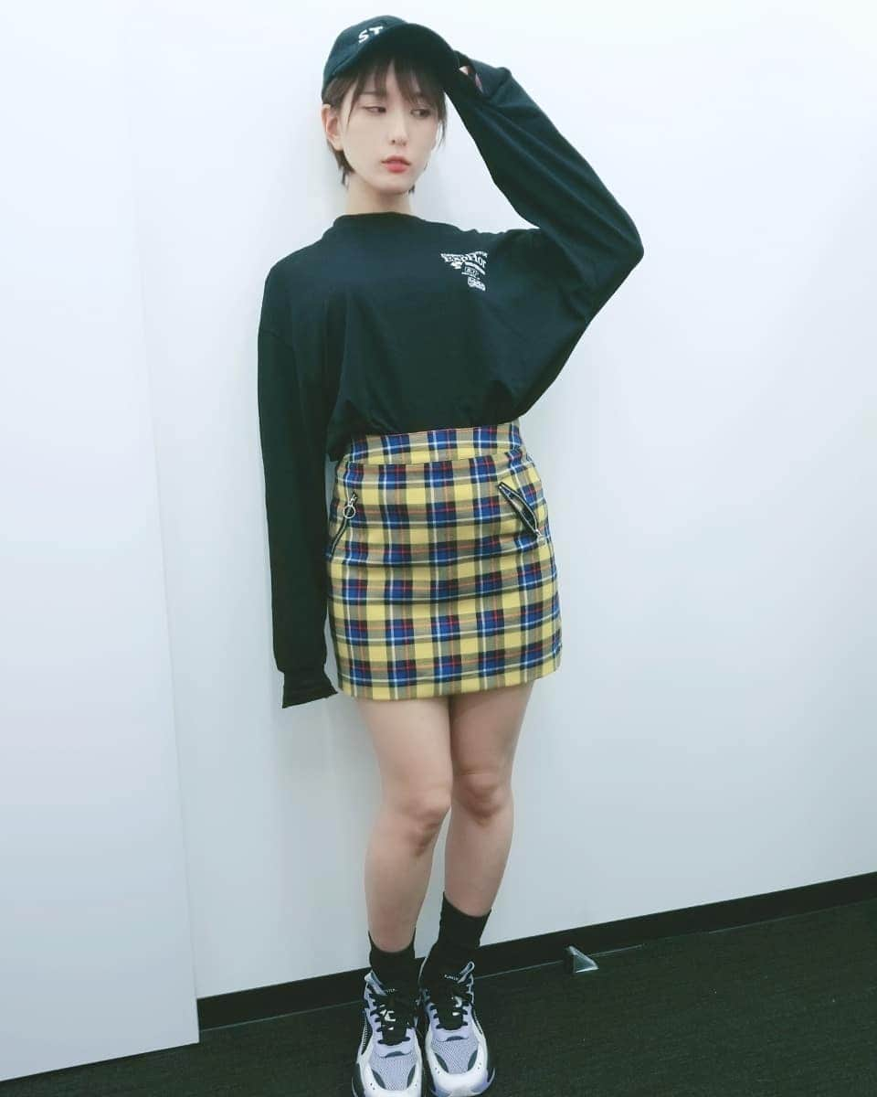 朝比奈祐未さんのインスタグラム写真 - (朝比奈祐未Instagram)「. きのーの私服✨ 17kg(@17kg_official )のルーズTシャツ！ ダボダボ大好きマン☺️ 私の身長(158cm)ならギリギリ ワンピースとしても着れる丈でした◎ . #PR #グラビアアイドル #グラビア #グラドル #アイドル #モデル #イチナナキログラム #ファッション #アパレル #ロンT #Tシャツ #オーバーサイズ #インフルエンサー #インスタグラマー #朝比奈祐未 #ひなけつ」10月20日 21時17分 - yumi_asahina