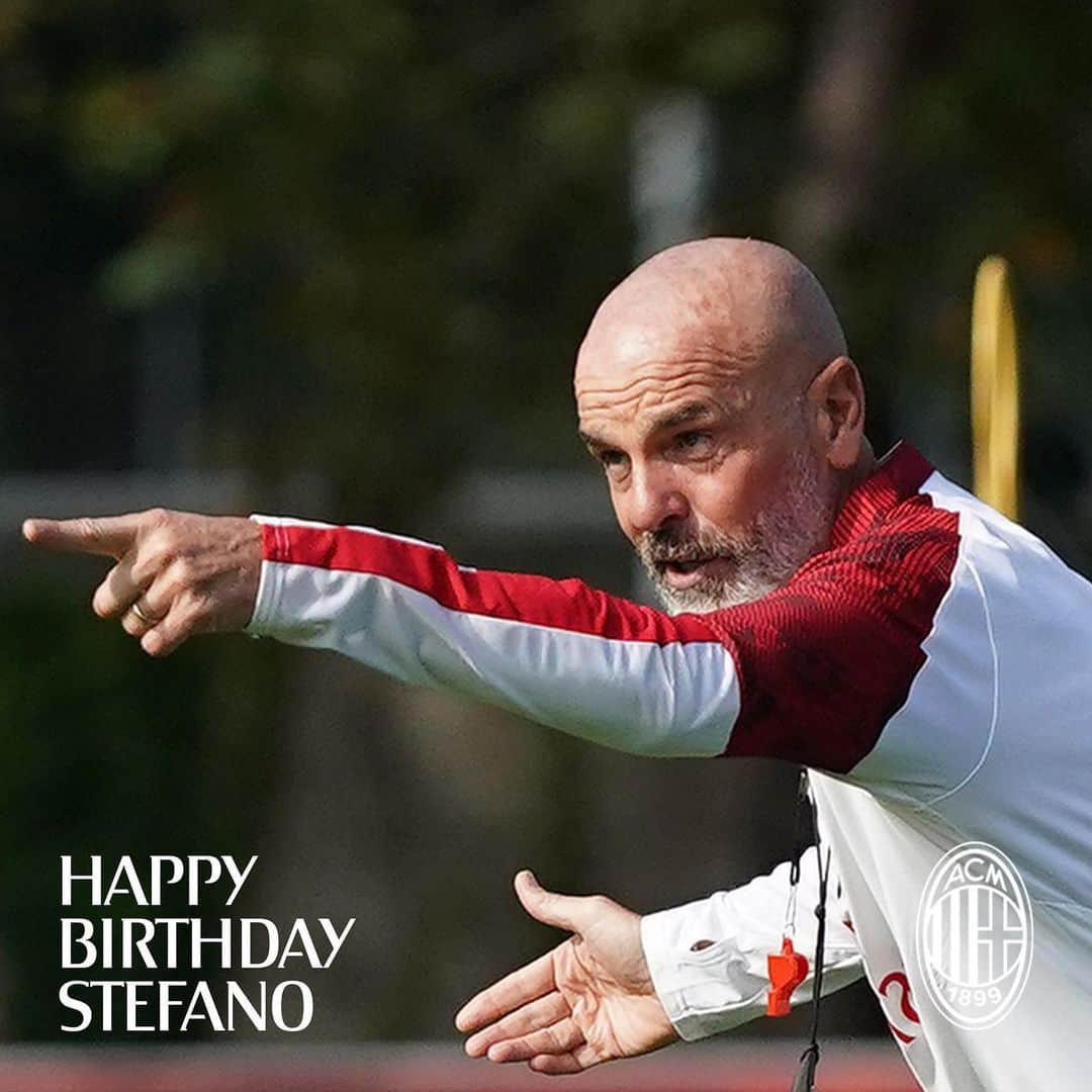 ACミランさんのインスタグラム写真 - (ACミランInstagram)「🎉 Happy Birthday Coach! Stefano Pioli turns 54 today, let’s celebrate with a win! 🔴⚫️」10月20日 21時24分 - acmilan