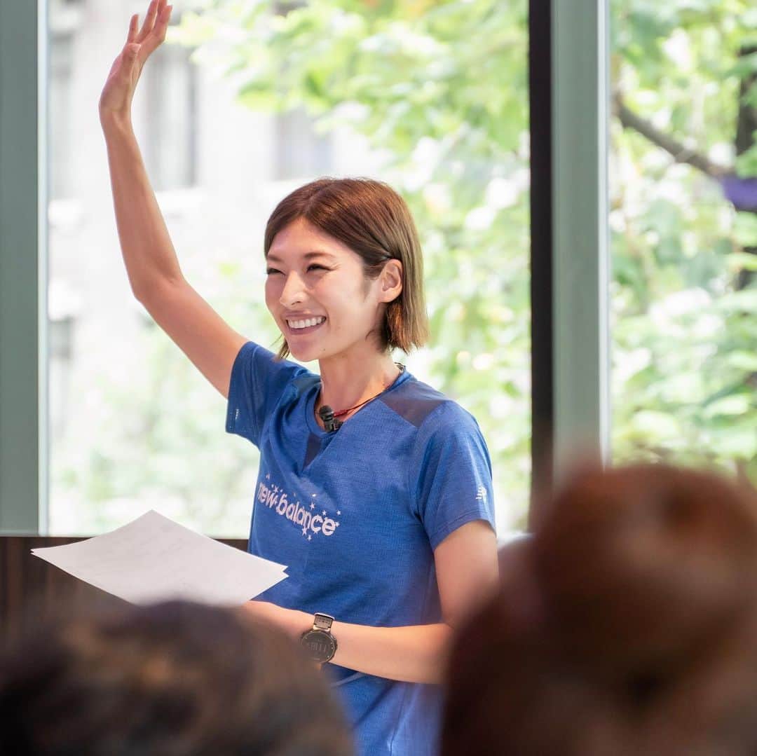 西谷綾子さんのインスタグラム写真 - (西谷綾子Instagram)「✴︎ 10/19(土) 「ザロイヤルパークキャンバス大阪北浜×ファイテンのコラボ限定企画‼︎」 2回開催♡♡ ・ @canvasosakakitahama 午前の部♡10:30〜 ご参加の皆さん✨ ありがとうございました🎀🤗 ・ ・ 新たな発見や再確認、 何かキッカケを掴んで頂けたら 嬉しいです❣️ ・ 出来ることからまずは 4日間or4日連続 やってみてくださいね🙌 ・ 目標達成するためには、 セルフボディケア・食事・睡眠まで 一緒にマネージメントしていくことが大切です🤓👍 ・ ✴︎✴︎✴︎✴︎✴︎✴︎✴︎✴︎✴︎ 10/26(土)9:00〜11:45  スーパースポーツゼビオ東京御茶ノ水本店にて🤗✨ 【西谷綾子×ファイテンランニングイベント】 ・ 定員30名様。 先着順です🙌✨ 参加特典もあり😻 ・ 室内で、 セルフボディケア講習会。 今夜から、明日からすぐに実践できる”睡眠×食事”のお話📝ゼビオ⇄皇居周辺RUN🏃‍♀️✨ ・ 動的ストレッチ、効率良く走るためのエクササイズや ドリルなどいろんな動きを取り入れます‼︎🐾 ・ ・ お申込みはコチラ♡ https://pro.form-mailer.jp/fms/49706638180016 💛💚❤️💙」10月21日 7時27分 - ayako.nishitani