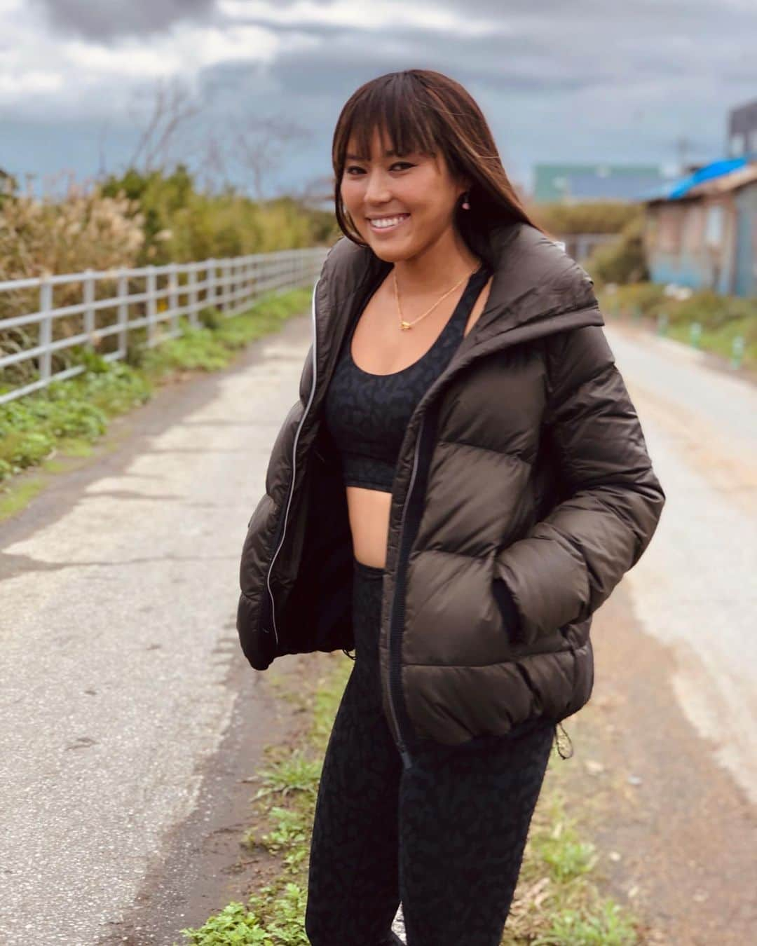 野呂玲花さんのインスタグラム写真 - (野呂玲花Instagram)「@lululemonjp のアウター🧥⚡️ 着心地の良さだけじゃなくて、この間行ってたCA🇺🇸の朝一の極寒でも乗り越えてくれた😭👏🏻 しかも軽いから着てても疲れないし、おしゃれ💕 どんなコーディネートにも合うよ！ 今日は、🧥&中に来てるウェアも　@lululemonjp 👟　@vansjapan  #reikasoutfit」10月21日 7時28分 - reikanoro