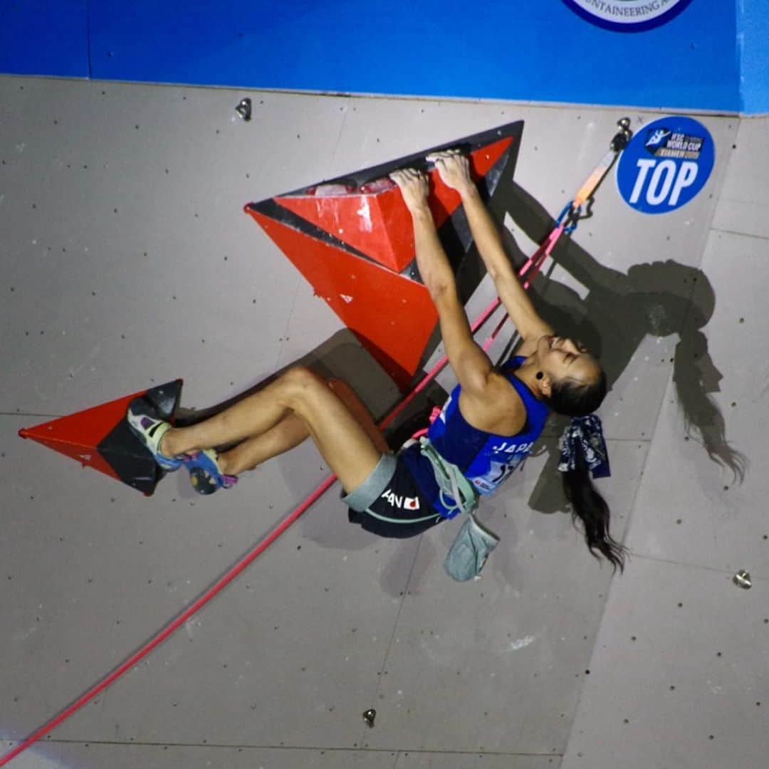 野口啓代さんのインスタグラム写真 - (野口啓代Instagram)「WOOOOW‼️ My first TOP of the WORLDCUP FINAL ever😳‼️‼️‼️* * * I was 2nd place at Worldcup in Xiamen🥈✨* * * Thank you❣️* @au_official #大和証券 @thenorthfacejp @orientalbaio #三井不動産 @cowsoapcp #zeta  @c3fit @lasportivajp @petzl_official  @newhale_japan」10月21日 8時33分 - noguchi_akiyo