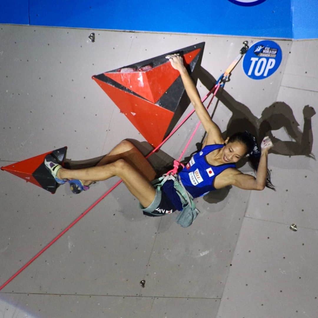 野口啓代さんのインスタグラム写真 - (野口啓代Instagram)「WOOOOW‼️ My first TOP of the WORLDCUP FINAL ever😳‼️‼️‼️* * * I was 2nd place at Worldcup in Xiamen🥈✨* * * Thank you❣️* @au_official #大和証券 @thenorthfacejp @orientalbaio #三井不動産 @cowsoapcp #zeta  @c3fit @lasportivajp @petzl_official  @newhale_japan」10月21日 8時33分 - noguchi_akiyo