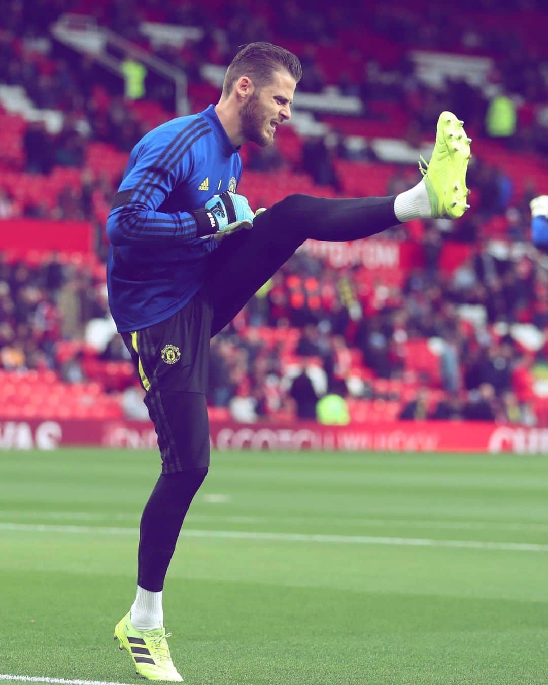 マンチェスター・ユナイテッドさんのインスタグラム写真 - (マンチェスター・ユナイテッドInstagram)「In case you missed it, @D_DeGeaOfficial starts for #MUFC in #MUNLIV!」10月21日 0時02分 - manchesterunited