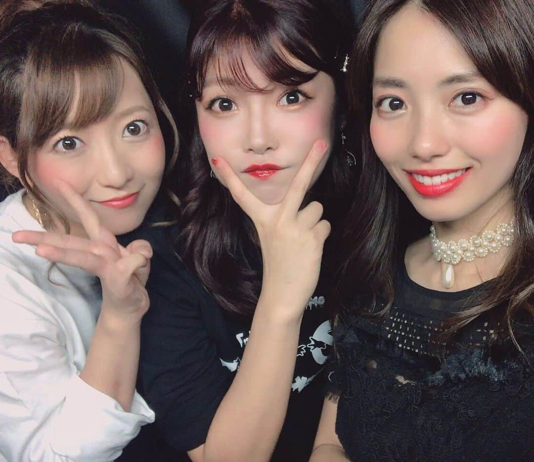 のインスタグラム：「オモロナイトありがとうございました❤️めっちゃ楽しかった🤩仲間とのライブ幸せ❤️みゆちゃんと初コラボ♪ #sdn48  #ライブ　#仲間　次回は10/26六本木ソフトウインドにてピアノライブ🎹」