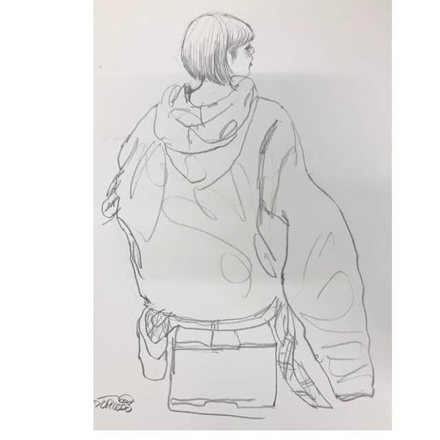 五十鈴ココのインスタグラム：「ライブのあとは 大好きな渡辺せんせい @watanabe_naoki6303  の クロッキー教室の  デッサンモデルをやらせて 頂きました。  皆さん本当に 限られた時間の中で よく ここまで 精密にお描きになるなぁと 毎度感動。  10分×9ポーズ。  一度ポーズを決めたら  重心もずらさず 全ての筋肉を 動かさない様に努めるのだけど 途中、無の境地になって 脳内でずっと グレゴリオ聖歌が流れていた  せんせい、いつも貴重な経験をありがとうございます！」