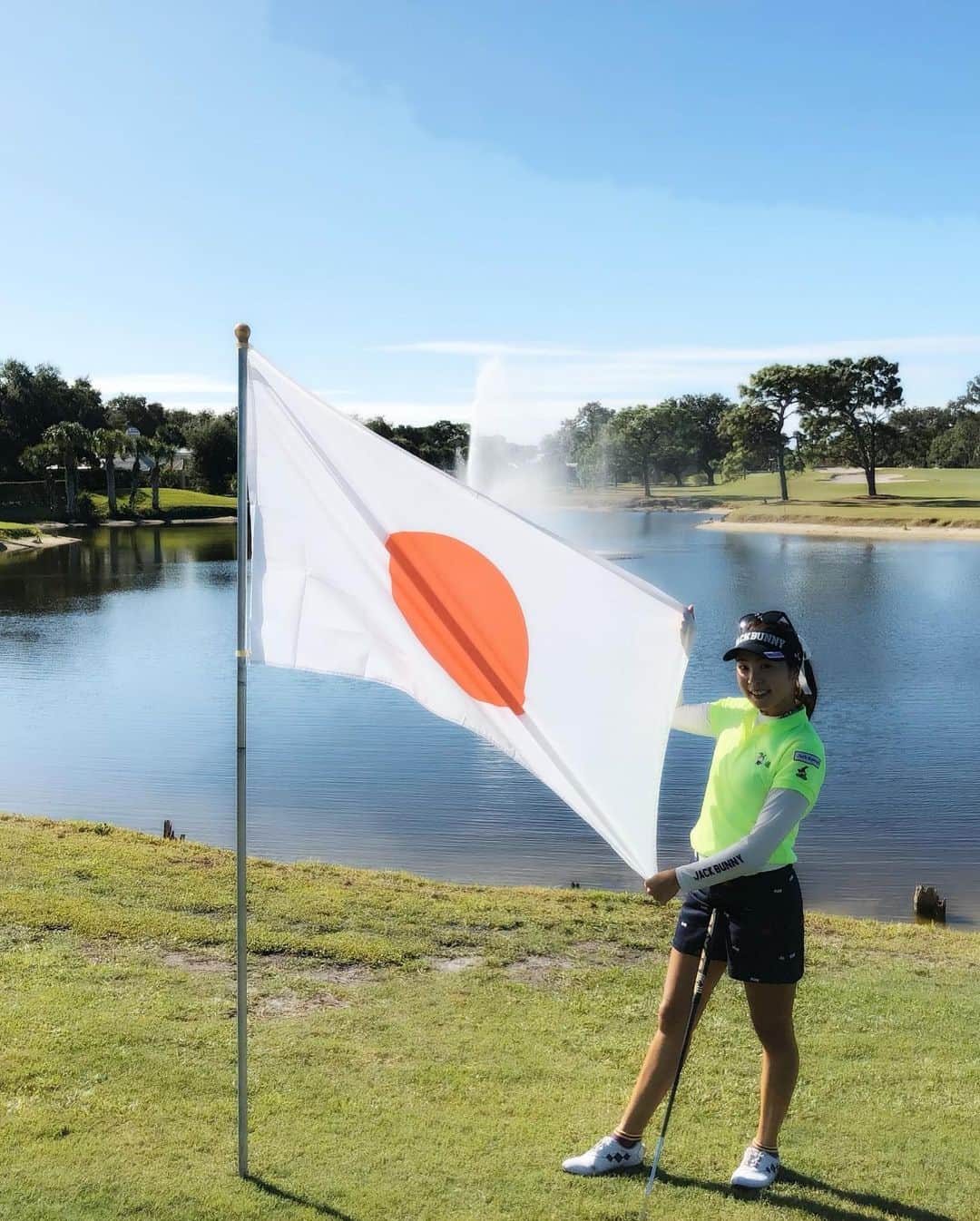 中山綾香さんのインスタグラム写真 - (中山綾香Instagram)「色々あった4日間！ 次のシーズンに向けての課題が沢山ありました。自分をまた見つめ直して、楽しみながら進もうと決めた私であります！ いつどんな時も私らしく💓 #golf #florida #orlando #ゴルフ　#ゴルフ女子」10月21日 8時59分 - ayaka.nakayama.japan