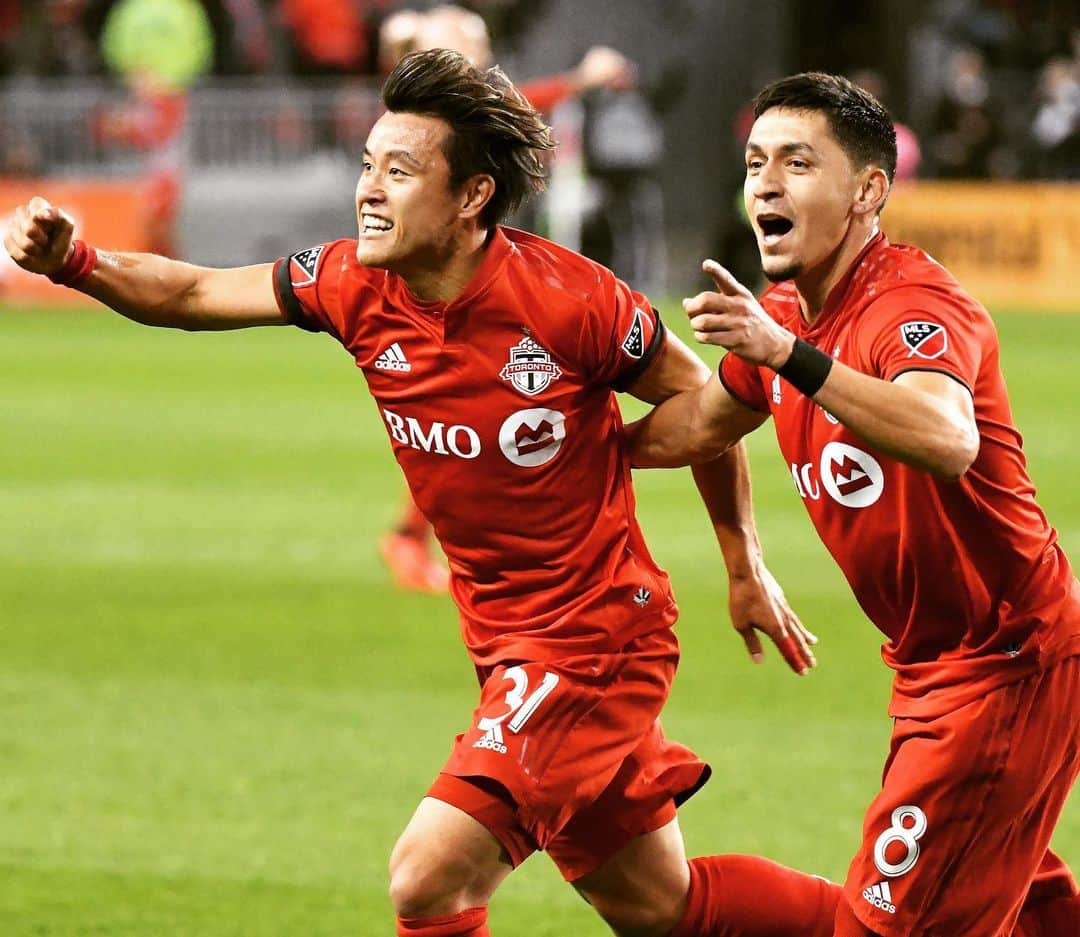 遠藤翼さんのインスタグラム写真 - (遠藤翼Instagram)「Our fans >>>> 🗣🗣🗣 ——————— #Toronto #TFC #MLSCupPlayoffs」10月21日 3時59分 - tsubasa_endoh