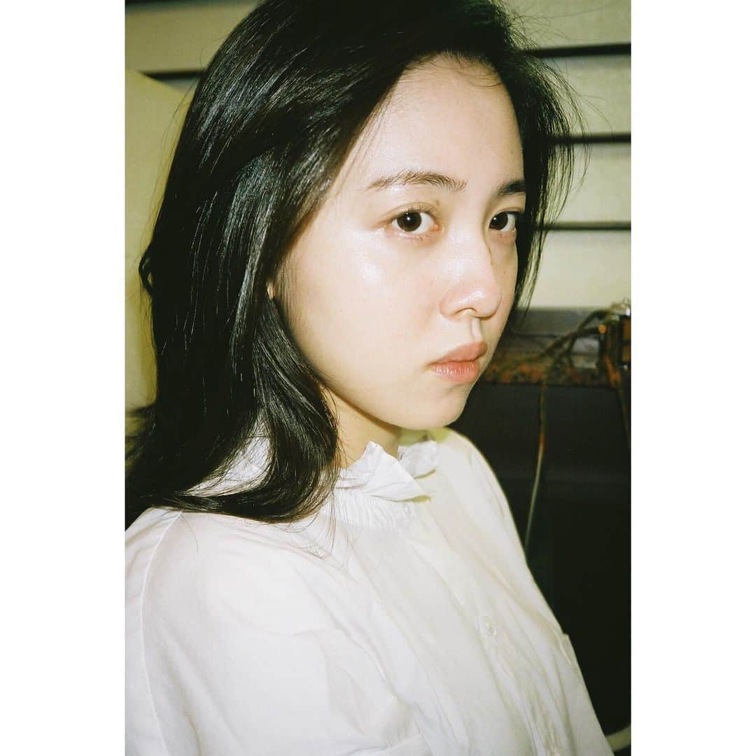 藤井武美のインスタグラム：「先日、甥っ子の運動会に行ったのですが 全力で走って全力で競って本気の顔をしている甥っ子を見せてくれました。 そして満面な笑顔を。 おばさん、やられましたね。 惚れました。 #film#contaxt2」