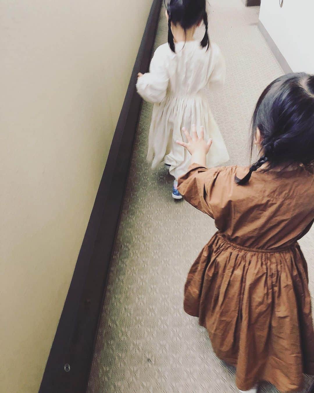 秋葉里枝さんのインスタグラム写真 - (秋葉里枝Instagram)「👗👗 Dress by  #루레라마켓 @monbebe_hannam」10月21日 16時49分 - rie_akiba