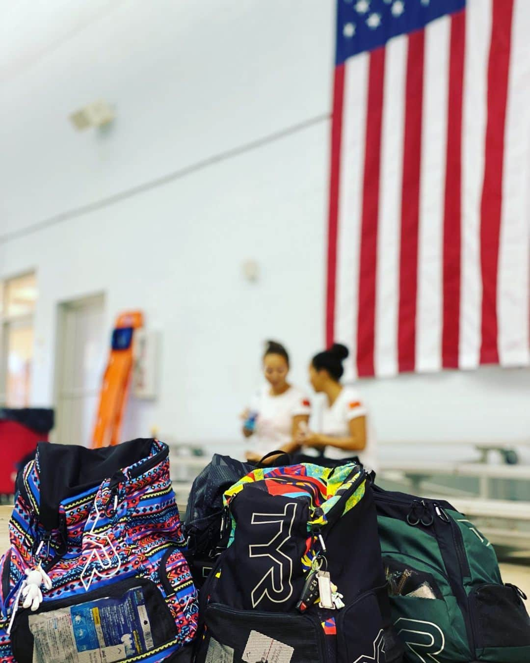 木村真野のインスタグラム：「thankyou✨TYR🇺🇸🇺🇸 #TYR #mayasaya #artisticswimming #synchro #water #backpack #happy #team #good #tupelo #twins #usmasters #thankyou  @tyrsport @tyr_japan」