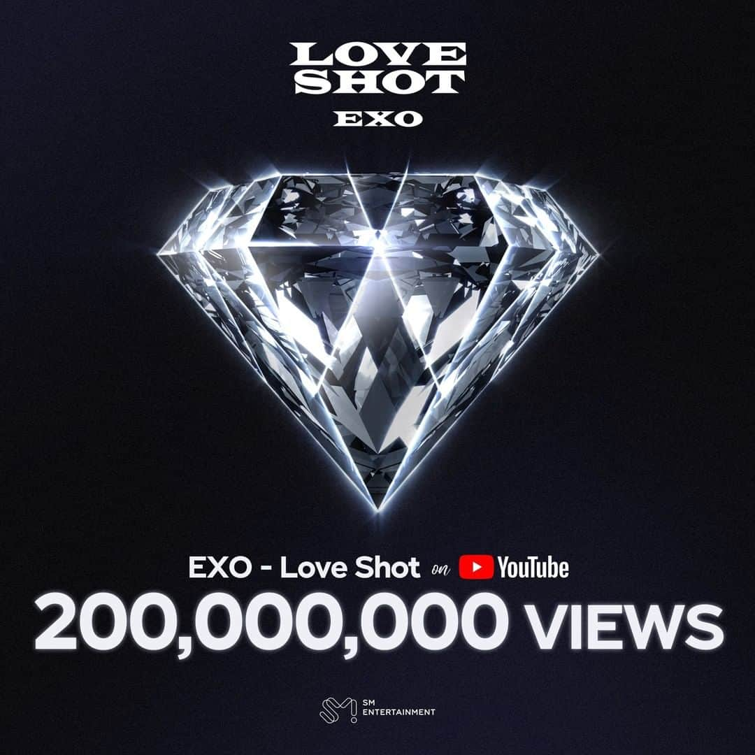 EXOさんのインスタグラム写真 - (EXOInstagram)「EXO의 ‘Love Shot’ 뮤직비디오가 유튜브 조회수 2억뷰를 돌파했습니다! 👏 - EXO’s ‘Love Shot’ MV has surpassed 200 Million views on YouTube! 👏 - 🎬 https://youtu.be/pSudEWBAYRE - #어디에도_없을_완벽한_EXO #엑소 #EXO #weareoneEXO #러브샷 #LoveShot」10月21日 10時00分 - weareone.exo