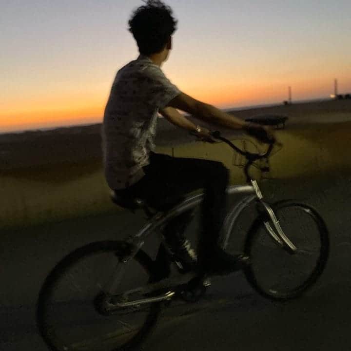 パク・ギウンさんのインスタグラム写真 - (パク・ギウンInstagram)「자전거를 타자🚲🚲🚲🚲🚲🚲🚲😁😊😆」10月21日 10時23分 - oopkwoo