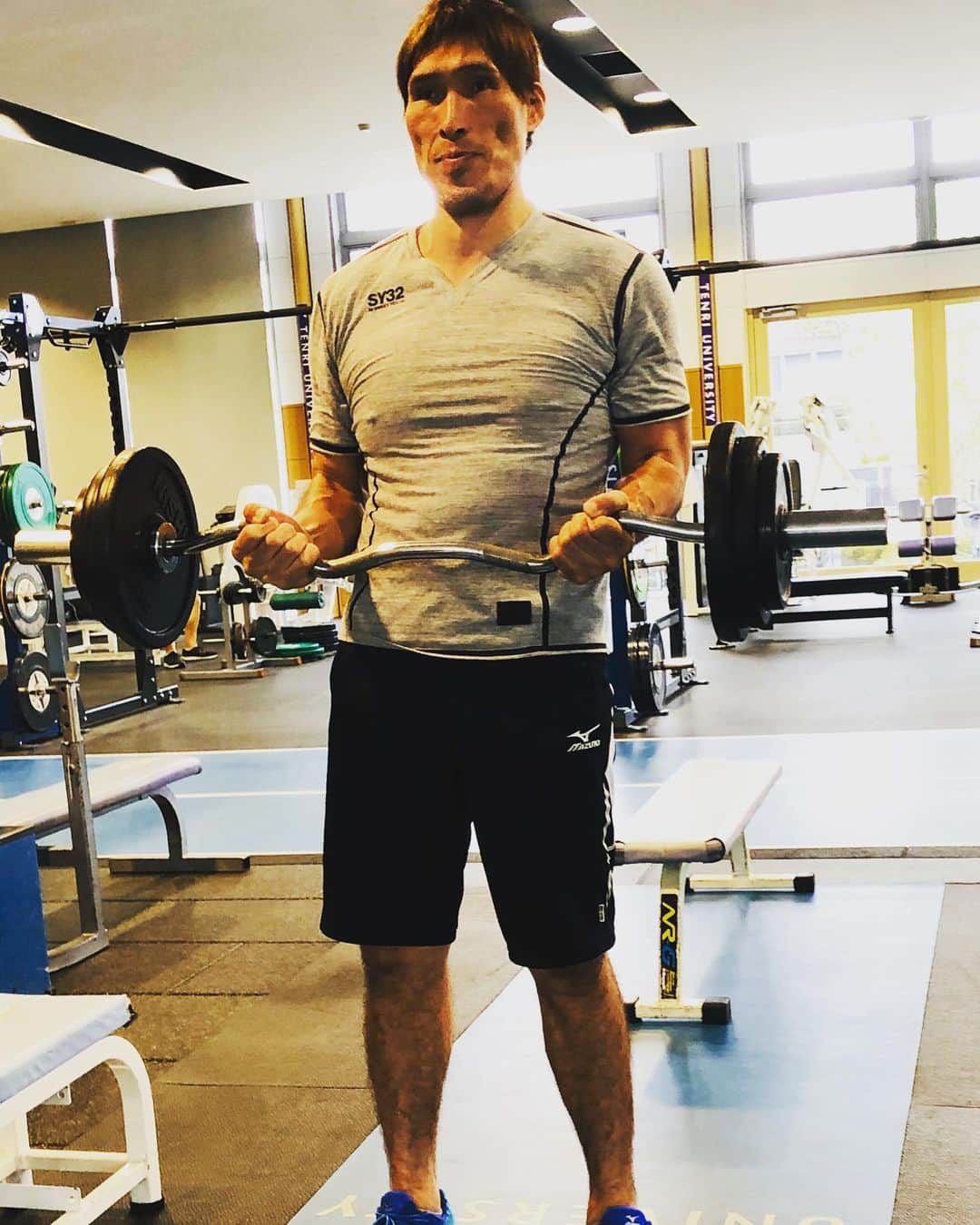 篠原信一さんのインスタグラム写真 - (篠原信一Instagram)「久しぶりに🏋️‍♀️💦 #workout #training #gym #トレーニング #天理大学 #篠原信一」10月21日 11時20分 - s.shinohara_life