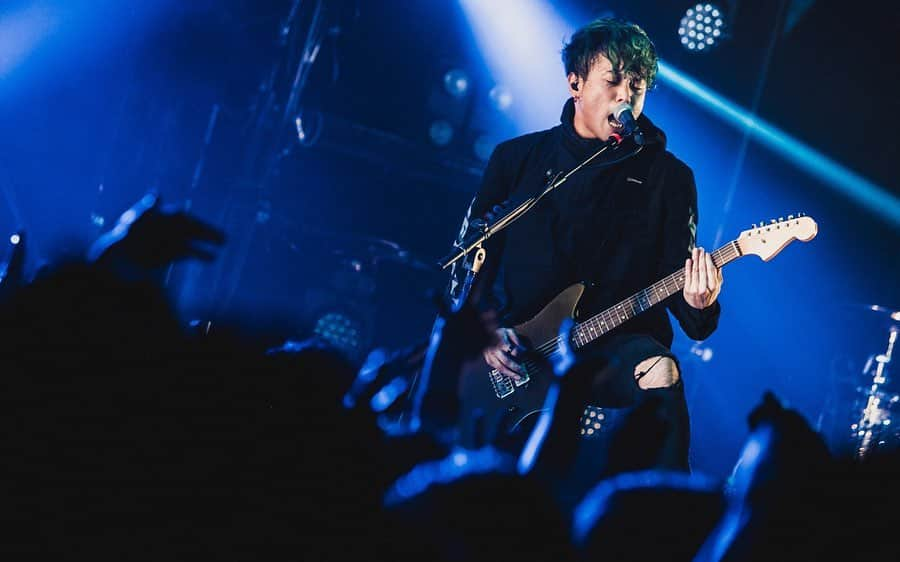 coldrainさんのインスタグラム写真 - (coldrainInstagram)「“THE SIDE EFFECTS ONE MAN TOUR 2019”  ZEPP FUKUOKA Photos by @yamada_mphoto  #coldrain #thesideeffects」10月21日 11時17分 - coldrain_official