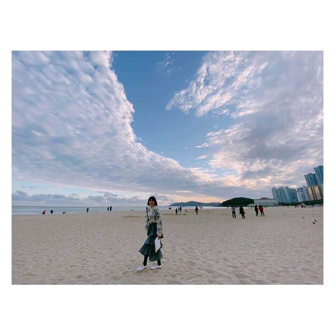 福田沙紀さんのインスタグラム写真 - (福田沙紀Instagram)「本当に素敵すぎて 釜山では他の場所にはほとんど行かず海雲台にいました^ ^  해운대 완전 마음에 들었어요^^ 바다 완전 예쁘다.맛있는 것도 많고 여유로운 분위기 좋더라^^」10月21日 11時33分 - sakifukuda_official