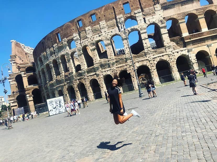 坂口佳穂さんのインスタグラム写真 - (坂口佳穂Instagram)「💚❤️💚 #roma #いつか観光で行きたい国#🇮🇹」10月21日 11時35分 - s_ka_ho