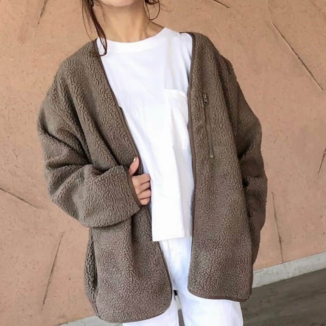 Gu ジーユー さんのインスタグラム写真 Gu ジーユー Instagram Guメンズフリースコーデをpick Up 表面感のあるシープボア素材がトレンドなボアフリースカーディガン オーバーサイズを羽織るだけで抜け感のあるいい感じのスタイリングに ゆったりとした雰囲気
