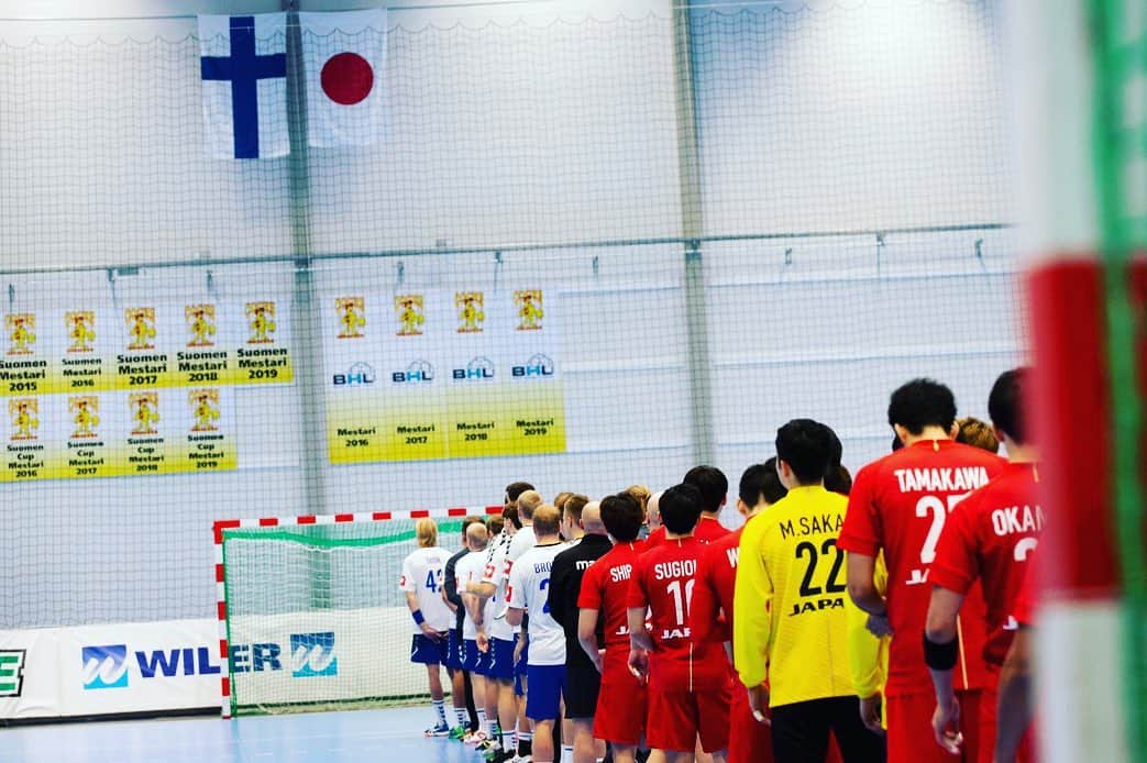 杉岡尚樹さんのインスタグラム写真 - (杉岡尚樹Instagram)「vs Finland🇫🇮 2連勝しましたが、課題は多いです。 今日から次のノルウェー戦に向けてプレーの精度をさらに高めれるように調整していきます。 引き続き応援よろしくお願い致します❗️🔜🇳🇴 .  #彗星japan #handball #ハンドボール #teamjapan #handballjp #finland #kisakallio」10月21日 15時49分 - naokisugioka