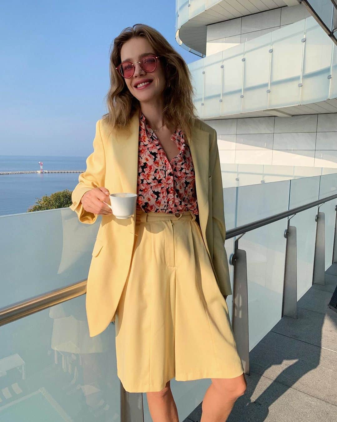 ナタリア・ヴォディアノヴァさんのインスタグラム写真 - (ナタリア・ヴォディアノヴァInstagram)「Goodmorning from Sochi ☕️ ☀️🌻💛@hyatt_regency_sochi #hyattregencysochi #hyattinsochi #хаяттвсочи」10月21日 15時57分 - natasupernova