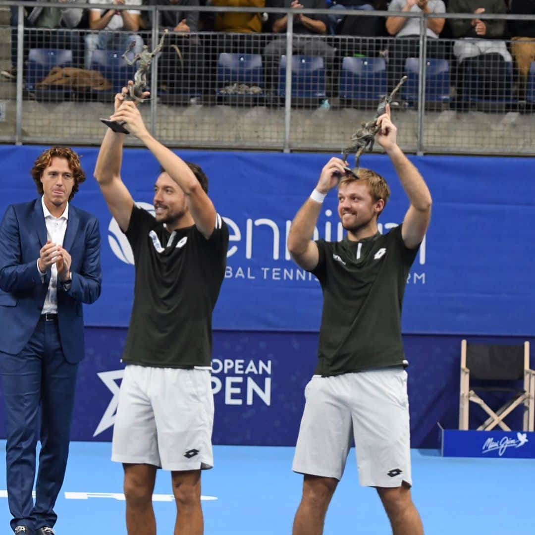 ATP World Tourさんのインスタグラム写真 - (ATP World TourInstagram)「Hold it high, boys! 🏆  Presenting the doubles champions in Antwerp, Stockholm & Moscow 👏 . 📸: @europeantennisopen | @sthlmopen | @vtbkremlincup | @mdemoliner」10月21日 18時22分 - atptour