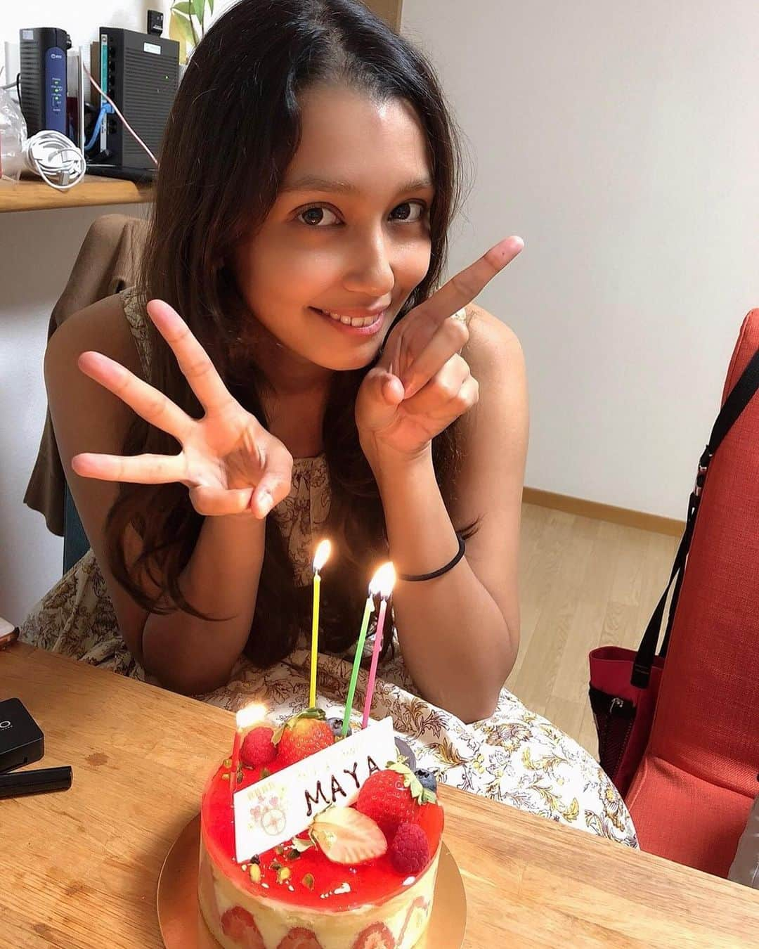 加治まやさんのインスタグラム写真 - (加治まやInstagram)「My birthday’s week 🎂✨ 好きなお友達にたくさんお祝いしてもらいました。会えてない友達からも連絡が来て嬉しい。 30代の方が楽しいは本当かも☺️ 31歳も楽しく過ごせるよう頑張ります✨  #birthday #31歳 #happy #model #cake #love #friends」10月21日 19時50分 - mayakaji