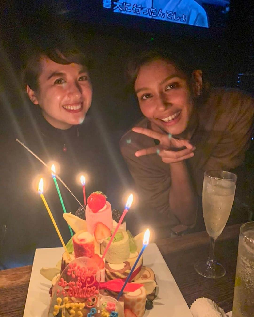 加治まやさんのインスタグラム写真 - (加治まやInstagram)「My birthday’s week 🎂✨ 好きなお友達にたくさんお祝いしてもらいました。会えてない友達からも連絡が来て嬉しい。 30代の方が楽しいは本当かも☺️ 31歳も楽しく過ごせるよう頑張ります✨  #birthday #31歳 #happy #model #cake #love #friends」10月21日 19時50分 - mayakaji