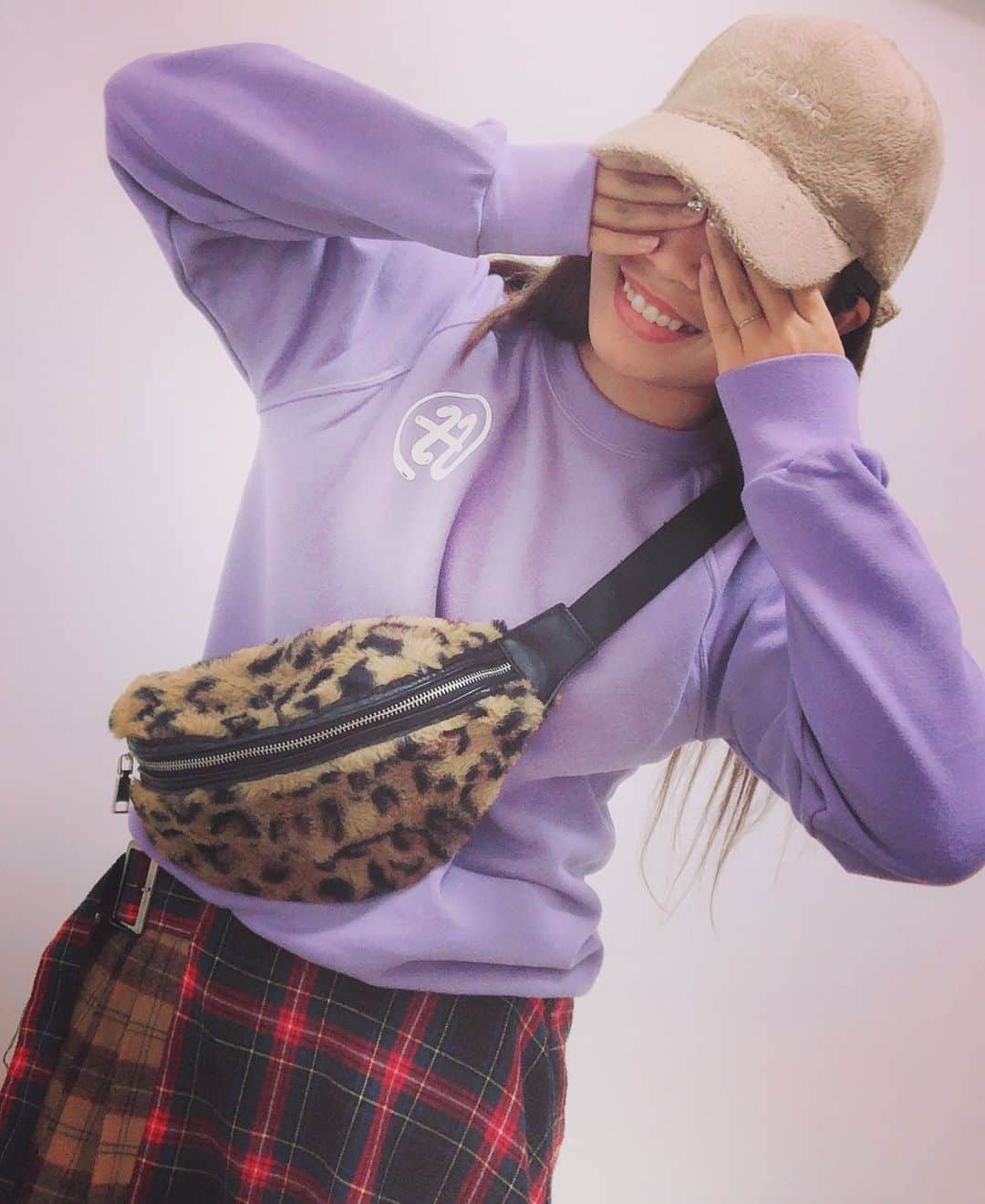 R!Nのインスタグラム：「パーカーの季節になりましたね . . 👕→ @fortissimo_ffk . . #Aldious #Aldiousrin #ringemie #パーカー #秋」