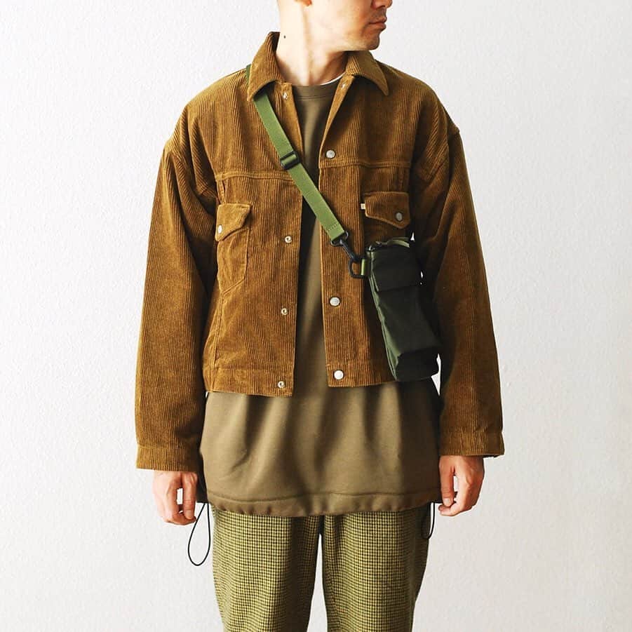 wonder_mountain_irieさんのインスタグラム写真 - (wonder_mountain_irieInstagram)「_ WESTOVERALLS / ウエストオーバーオールズ "857B CORDUROY TRACKER JKT" ¥35,200-  _ 〈online store / @digital_mountain〉 https://www.digital-mountain.net/shopdetail/000000010367/ _ 【オンラインストア#DigitalMountain へのご注文】 *24時間受付 *15時までのご注文で即日発送 *1万円以上ご購入で送料無料 tel：084-973-8204 _ We can send your order overseas. Accepted payment method is by PayPal or credit card only. (AMEX is not accepted) Ordering procedure details can be found here. >>http://www.digital-mountain.net/html/page56.html _ 本店：#WonderMountain blog>> http://wm.digital-mountain.info _ #WESTOVERALLS #STAWESTS #スターウェスト #ウエストオーバーオールズ _ 〒720-0044 広島県福山市笠岡町4-18 JR 「#福山駅」より徒歩10分 (12:00 - 19:00 水曜・木曜定休) #ワンダーマウンテン #japan #hiroshima #福山 #福山市 #尾道 #倉敷 #鞆の浦 近く _ 系列店：@hacbywondermountain _」10月21日 20時00分 - wonder_mountain_