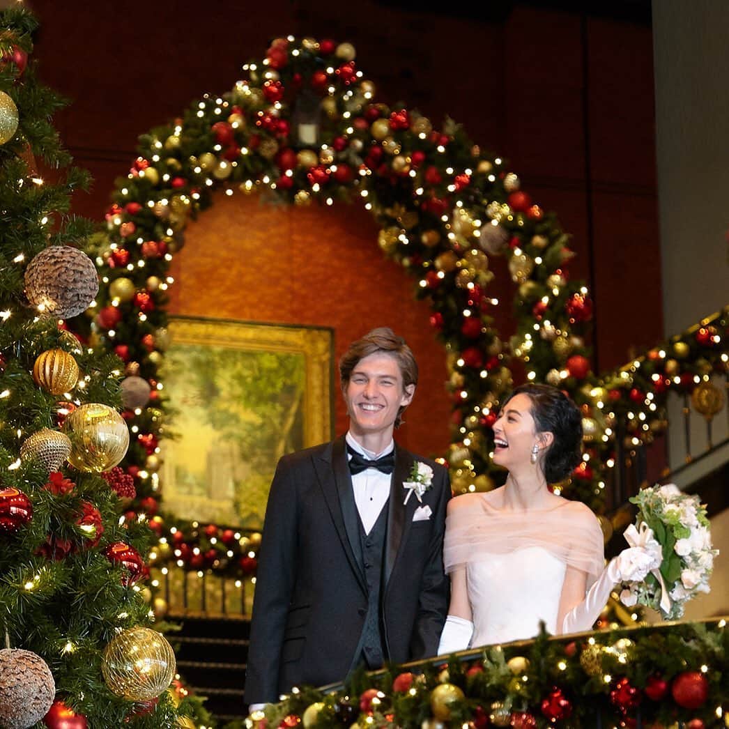 THE WESTIN TOKYO | ウェスティンホテル東京さんのインスタグラム写真 - (THE WESTIN TOKYO | ウェスティンホテル東京Instagram)「10/27は月に1度の「プレミアムウエディングフェア」を開催します✨ 今回はクリスマスシーズンをイメージしたウエディングをご提案。「家族を大切にする新郎新婦のクリスマスウエディング」をテーマに、会場「スタールーム」を華やかに演出します。チャペルでの模擬挙式や人気のホースパレードもご覧いただけますので、ご当日のおふたりのお姿をイメージしながらご参加ください😊  詳細はプロフィールのリンク🔗より👉👉 @westintokyoweddings ...... #ウェスティンホテル東京 #ウィスティンホテル #ウェスティン #ホテル #東京 #恵比寿 #ウエスティン花嫁 #ホテル花嫁 #ウェディングフェア #結婚式準備 #結婚式みんなウエスティン #結婚式 #馬車 #ロイヤル#成約特典 #来館特典 #クリスマス #クリスマスウェディング #westintokyo#westintokyowedding #westintokyoweddings」10月21日 20時30分 - westintokyo