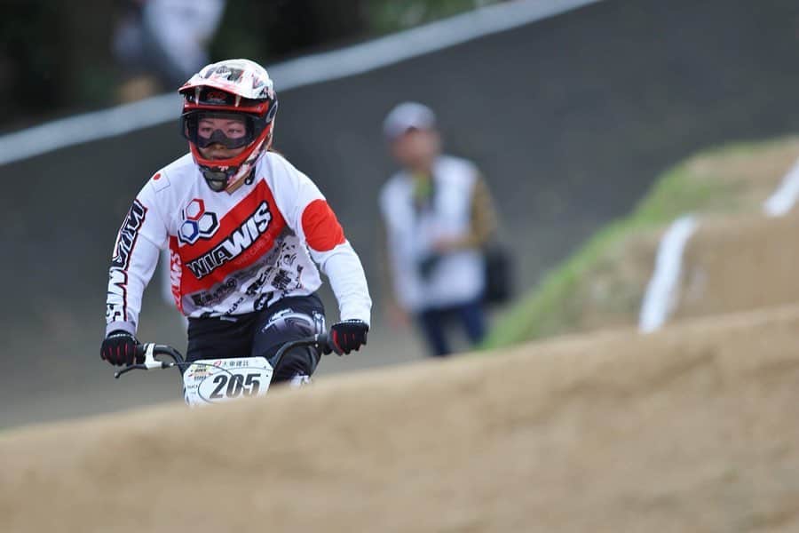 丹野夏波さんのインスタグラム写真 - (丹野夏波Instagram)「Got 2nd place at Osaka International 🥈 I really enjoyed racing with some world’s best riders in front of the home crowd here in Japan🇯🇵 Thank you @ircbike_official @analyticbmx for supporting! Now time to rest and ready for the off-season!🙌🏻 . 大阪国際は2位でフィニッシュ！海外のトップライダー達と日本でレースができてすごく楽しかったです！ サポートしてくださった @ircbike_official 、応援してくださった皆さんありがとうございました！！ これから少し日本で休んでオフシーズンに入ります😎 . #irctire #wiawis #kabuto #oakley #maviccycling #faith #bmxshopcave #kmcchain #aminovital #agressivedesign #wakos #hakuhogirlsschool . . Photo: @kazu18kazu」10月21日 21時04分 - kanamitanno