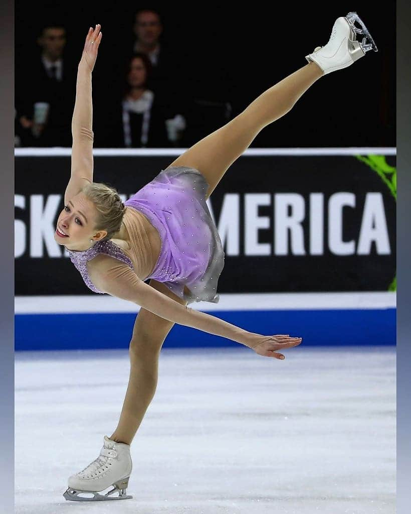 ISUグランプリシリーズさんのインスタグラム写真 - (ISUグランプリシリーズInstagram)「Final Results for the Ladies at Skate America: 🥇 @anna__shcherbakova_ 🇷🇺 - 🥈 @bradietennell 🇺🇸 - 🥉 @liza_tuktik 🇷🇺 - --- #GPFigure #FigureSkating」10月21日 22時38分 - isufigureskating_x