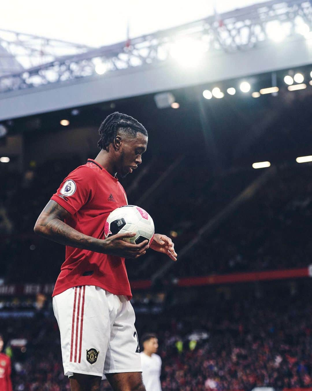 マンチェスター・ユナイテッドさんのインスタグラム写真 - (マンチェスター・ユナイテッドInstagram)「#MUNLIV through a lens 📸 #MUFC #PremierLeague #OldTrafford」10月21日 23時08分 - manchesterunited