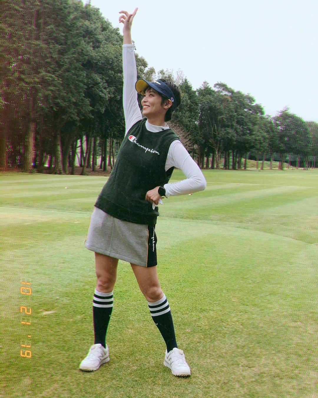 依吹怜さんのインスタグラム写真 - (依吹怜Instagram)「ゴルフ日和〜🏌️‍♀️⛳️ 🏐友達とのワイワイゴルフ、めちゃくちゃ楽しかった〜🥳家でパター練がんばろwww . #依吹怜の目指せゴルフコロッセオ #golf #golfwear  #championgolf  #ゴルフ #ゴルフ女子 #ラブ自然」10月21日 23時40分 - ibukirey