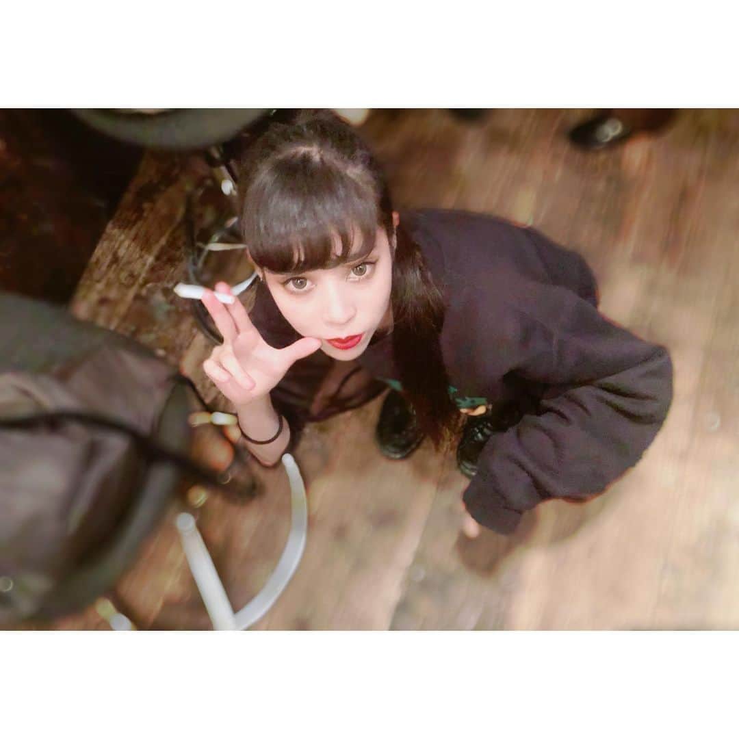 中川ジュリアのインスタグラム：「とうっ👆」
