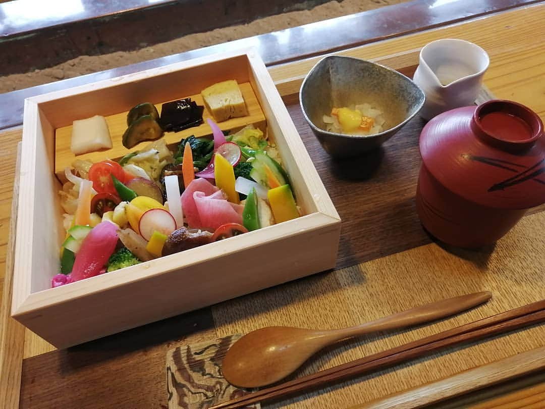 彦坂まなみのグルメインスタ