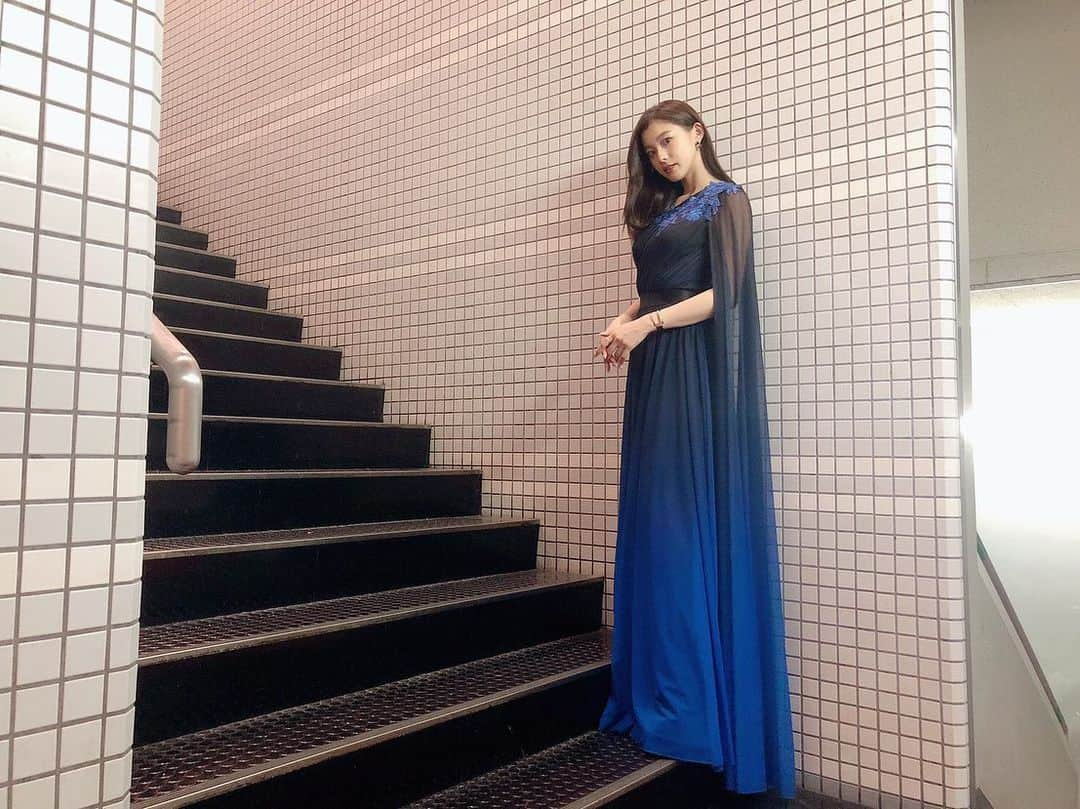 朝比奈彩さんのインスタグラム写真 - (朝比奈彩Instagram)「. . 衣装♡ dress @tadashishoji pierce.ring @masaejewelry bracelet @abiste_official shoes @louboutinworld . . いやー。 めちゃくちゃ可愛かった。＾＾ . . #ootd #outfit #fashion #make #makeup #model #harmonypromotion」10月22日 11時51分 - asahina_aya