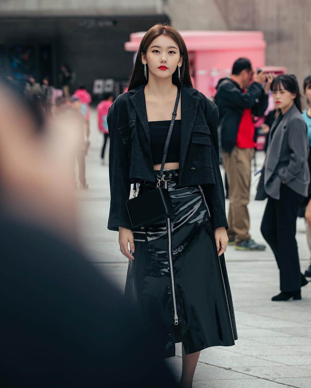 가로수길 , Seoulのインスタグラム：「SFW Street Fashion Style Thx @feelssoyoung 🔥 방송인 심소영님을 서패윜에서 만났어요! ㅎㅎ」