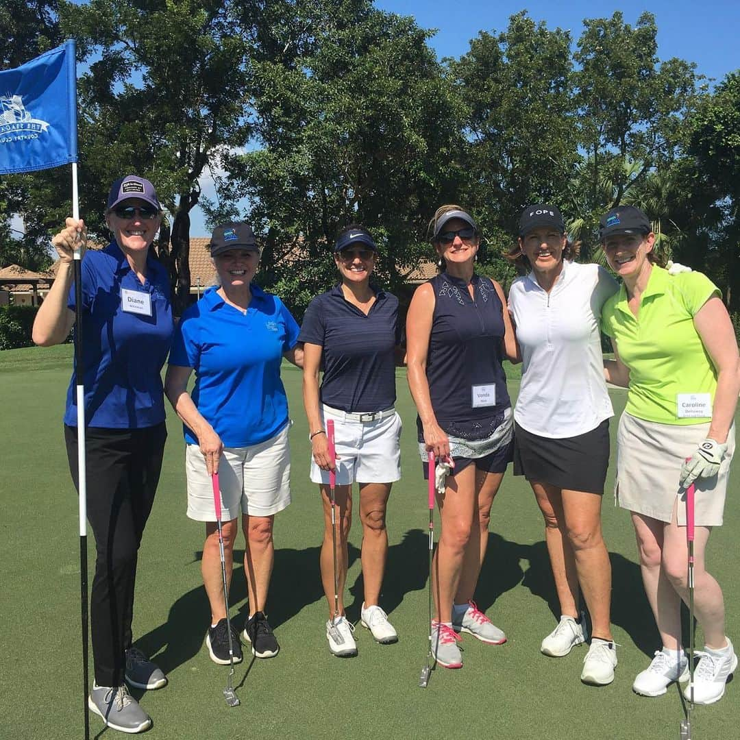 ジュリ・インクスターさんのインスタグラム写真 - (ジュリ・インクスターInstagram)「Thanks for a great day growing women’s golf @kpmgwomenspga @fope_gioielli @brighthousefinancial #theseladiesrock」10月22日 5時03分 - juliinkster