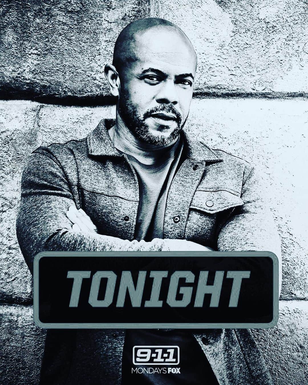 のインスタグラム：「Tonight! 9.1.1 only on FOX! Join us! 💪🏾❤️👍🏾」